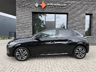 damaged passenger cars Peugeot 208 1.2 PureTech 101PK Allure 2023/2