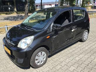 Vaurioauto  passenger cars Daihatsu Cuore Cuore  1.0 trend AUTOMAAT lichte schade 2009/1