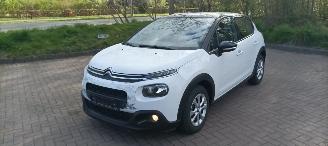 Citroën C3 Shine 1.5-Diesel 102pk Climatecontrol CruiseControl Stoelverwarming Lichtautomaat Regensensor Lichtautomaat Mistlampen Afneembare trekhaak picture 8