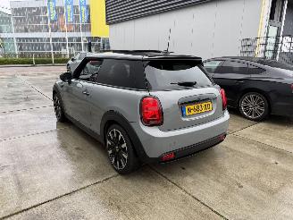 Mini Electric Camden Edition 33 kWh PANO - NAVI - CAMERA - LEDER picture 4