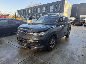 Avarii autoturisme Volkswagen Tiguan 1.5 eHybrid PHEV Life Edition CAMERA - KEYLESS - NAVI - SFEER 2024/11