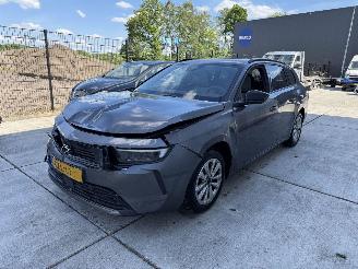 Auto incidentate Opel Astra 1.2 Turbo Edition NAVI-PDC-CAMERA 2024/12