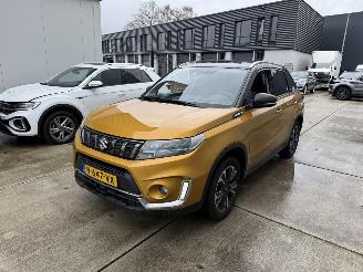 krockskadad bil auto Suzuki Vitara 1.4 Boosterjet Style Smart Hybrid-LEDER-PANO-CAMERA-NAVI 2022/1