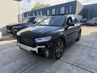 krockskadad bil auto Audi Q5 55 TFSI e QUATRO S-LINE COMPETITION-LUCHTVERING-PANO-360 CAMERA 2020/12