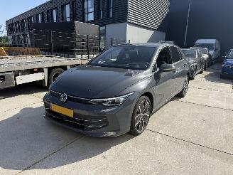 Auto incidentate Volkswagen Golf 1.5 eHYBRID 50 EDITION -HUD-CAMERA-NAVI 2024/10