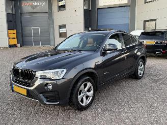 krockskadad bil auto BMW X4 20D Xdrive Schuifdak Head-Up 360Camera 2016/8