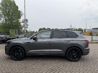 Volkswagen Touareg 3.0 TSI R 4Motion Hybrid 544Pk Pano DynAudio Sfeerverlichting Head-Up picture 4