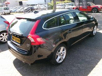 Volvo V-60 2.4 D6 AWD PLUG-IN HYBRID R-DESIGN picture 7