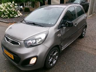 Damaged car Kia Picanto 1.0 CVVT ISG COMFORT PACK 55.234 KM NAP 2013/5