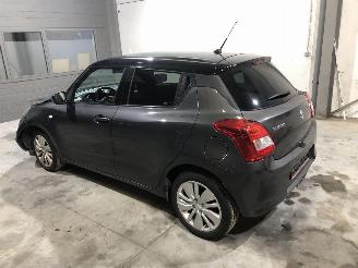 uszkodzony samochody osobowe Suzuki Swift GL+  1.2 2017/9