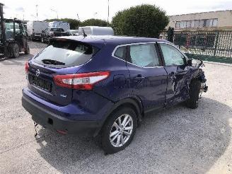 krockskadad bil auto Nissan Qashqai 1.5 DCI 2016/4