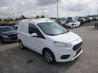 Ford Tourneo Courier 1.0 TURBO picture 2