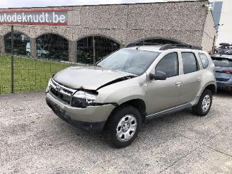 krockskadad bil auto Dacia Duster 1.6 I 2013/3