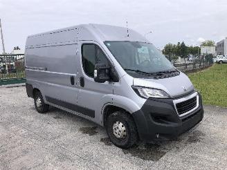 Vaurioauto  passenger cars Peugeot Boxer 2.2 HDI 2021/4