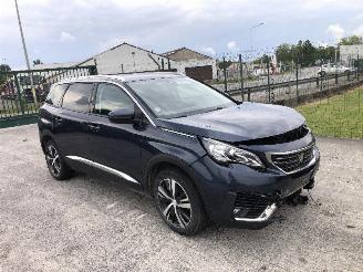 Unfallwagen Peugeot 5008 5008  II   1.2 2019/7