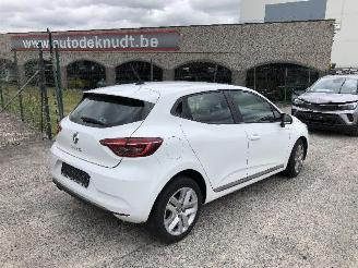 Schadeauto Renault Clio 1.0 ZEN 2020/2