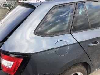 Skoda Fabia combi  1.0 picture 11
