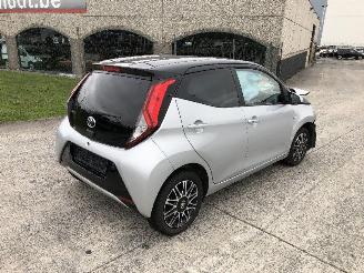 Vaurioauto  passenger cars Toyota Aygo 1.0 2018/11