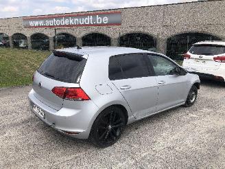 uszkodzony samochody osobowe Volkswagen Golf 1.6 TDI 2014/7