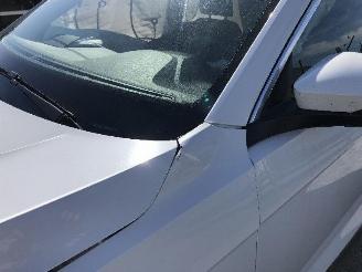 Volkswagen T-Roc 1.6 TDI picture 16