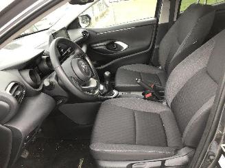 Toyota Yaris 1.0 picture 6