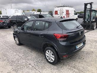 Dacia Sandero 1.0 picture 2