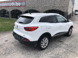 uszkodzony samochody osobowe Renault Kadjar 1.2 TURBO 2018/8