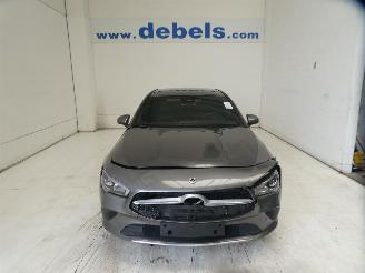 uszkodzony samochody osobowe Mercedes 200-280 CLA  E 2022/9
