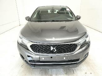 DS Automobiles DS 4 1.2  SO CHIC picture 2