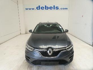 Damaged car Renault Mégane IV GRANDTOUR 2022/7