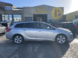 Unfallwagen Opel Astra 1.3 DTI CLUTCH OUT 2011/7