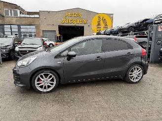 skadebil auto Kia Rio 1.2I EASY 2015/11