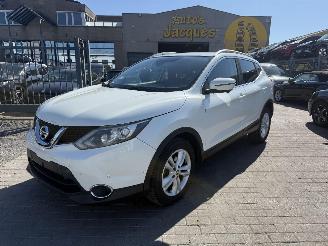 škoda osobní automobily Nissan Qashqai 1.2 DIG-T TEKNA 2015/4