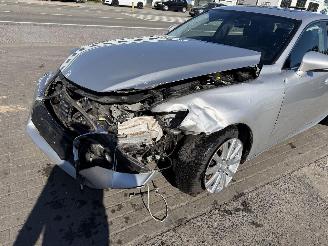 Lexus IS 300H picture 3