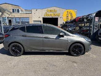 uszkodzony samochody osobowe Opel Astra OPC LINE 2018/8