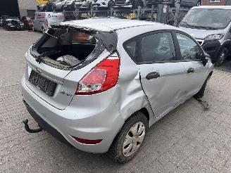 Ford Fiesta  picture 8