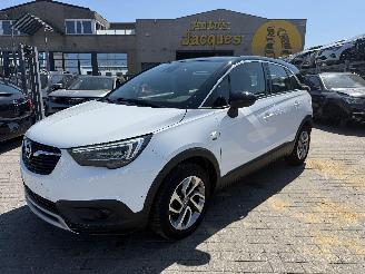 uszkodzony samochody osobowe Opel Crossland 1.2 2020/5