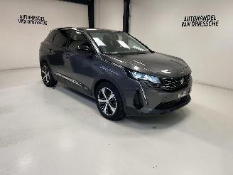 Schadeauto Peugeot 3008 ALLURE 2023/4