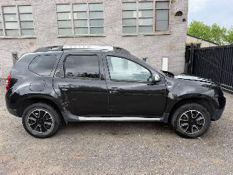 uszkodzony samochody osobowe Dacia Duster PRESTIGE 2016/12