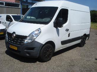 krockskadad bil bedrijf Renault Master 2.3DCI AIRCO L1-H2 2016/5