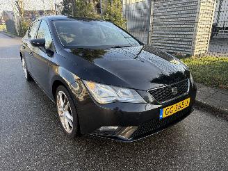 Voiture accidenté Seat Leon 1.2 TSI Style 2014/3
