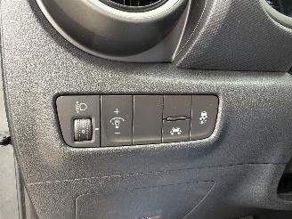 Hyundai Kona 1.0 T-GDi Navi Camera Krell Audio picture 17