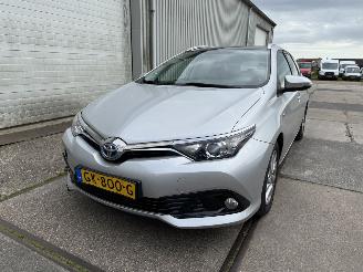 krockskadad bil auto Toyota Auris Touring Sports 1.8 Hybrid Lease Panoramadak 2015/7