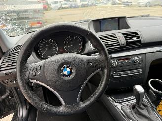 BMW 1-serie 116i Business Line Automaat Navi picture 16