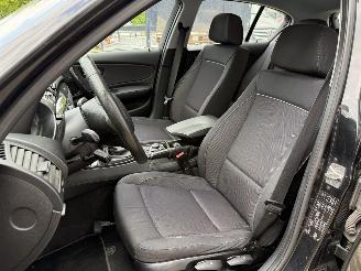 BMW 1-serie 116i Business Line Automaat Navi picture 20