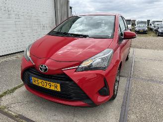 Vaurioauto  passenger cars Toyota Yaris 1.0 VVT-i Comfort 2018/1