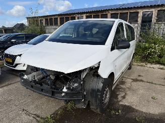 Unfallwagen Mercedes Vito Tourer 114CDI 8 Persoons 2019/12