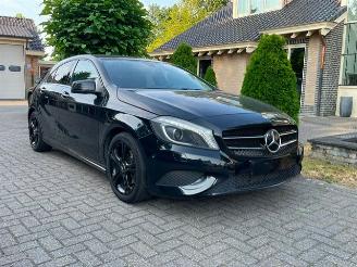 Auto incidentate Mercedes A-klasse 200 URBAN NAVI PDC BI XENON 2014/3