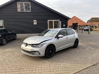 skadebil auto Volkswagen 25 8 TSI LIFE EDITION 110 PK CLIMA CRUISE VIRT DASH B.J 05-2022 2022/5