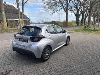 skadebil auto Mazda 2 AUTOMAAT HYBRIDE CLIMA CAMERA B.J 2024. 17 DKM 2024/2